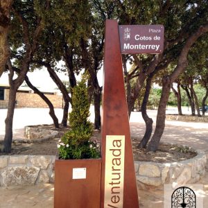 Señalización Plaza en Acero Corten