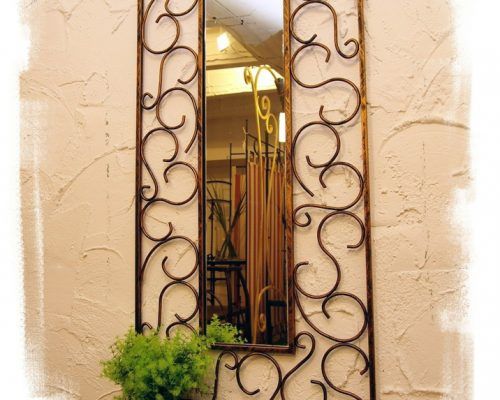Espejo de forja con estante en color dorado. LOSCAPRICHOSDEMARIA.COM