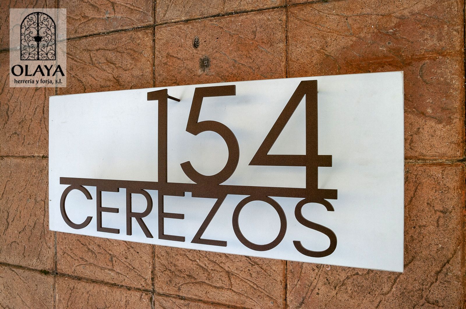 ROTULO-ACERO-CORTEN-68RO-03-LOSCAPRICHOSDEMARIA.COM_.jpg
