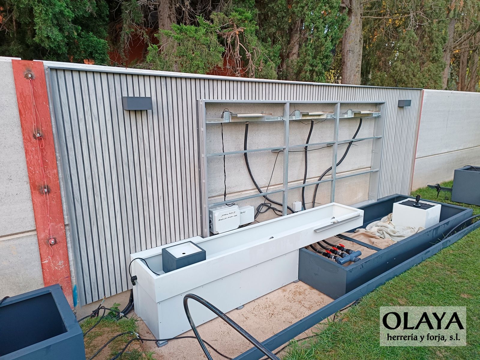 FUENTE DE FORJA-17-07 FUENTE DE FORJA GALVANIZADA. OLAYAHERRERIAYFORJA.COM