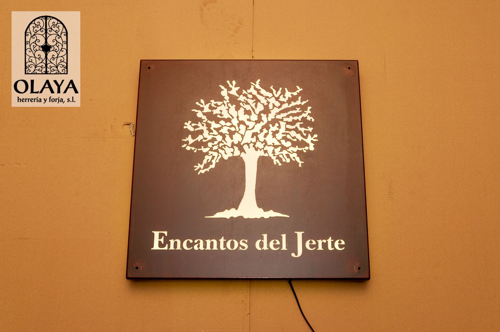 ROTULO-ACERO-CORTEN-69RO-03-LOSCAPRICHOSDEMARIA.COM