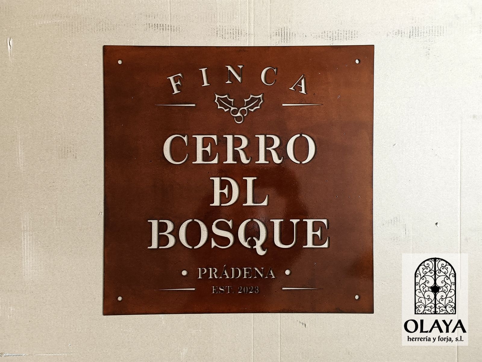 ROTULO-ACERO-CORTEN-75RO-01-LOSCAPRICHOSDEMARIA.COM