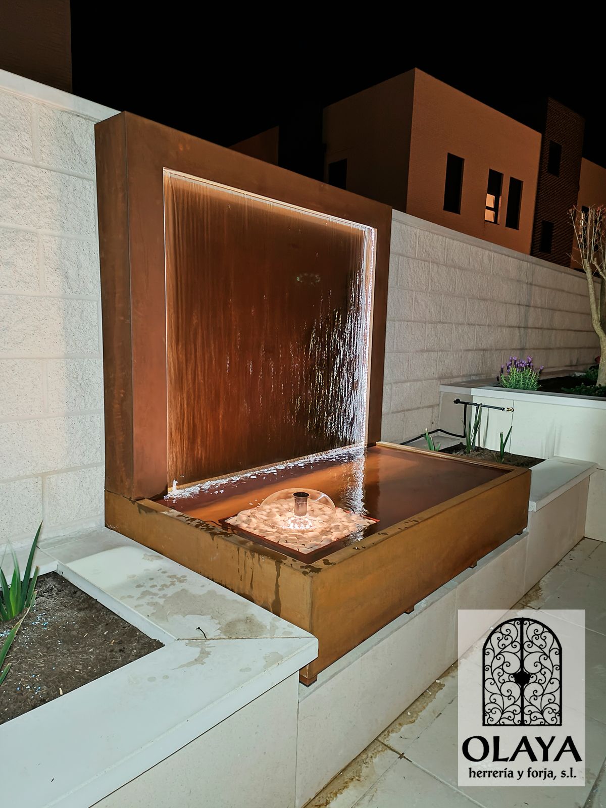 FUENTE DE ACERO CORTEN 29-11 OLAYAHERRERIAYFORJA.COM