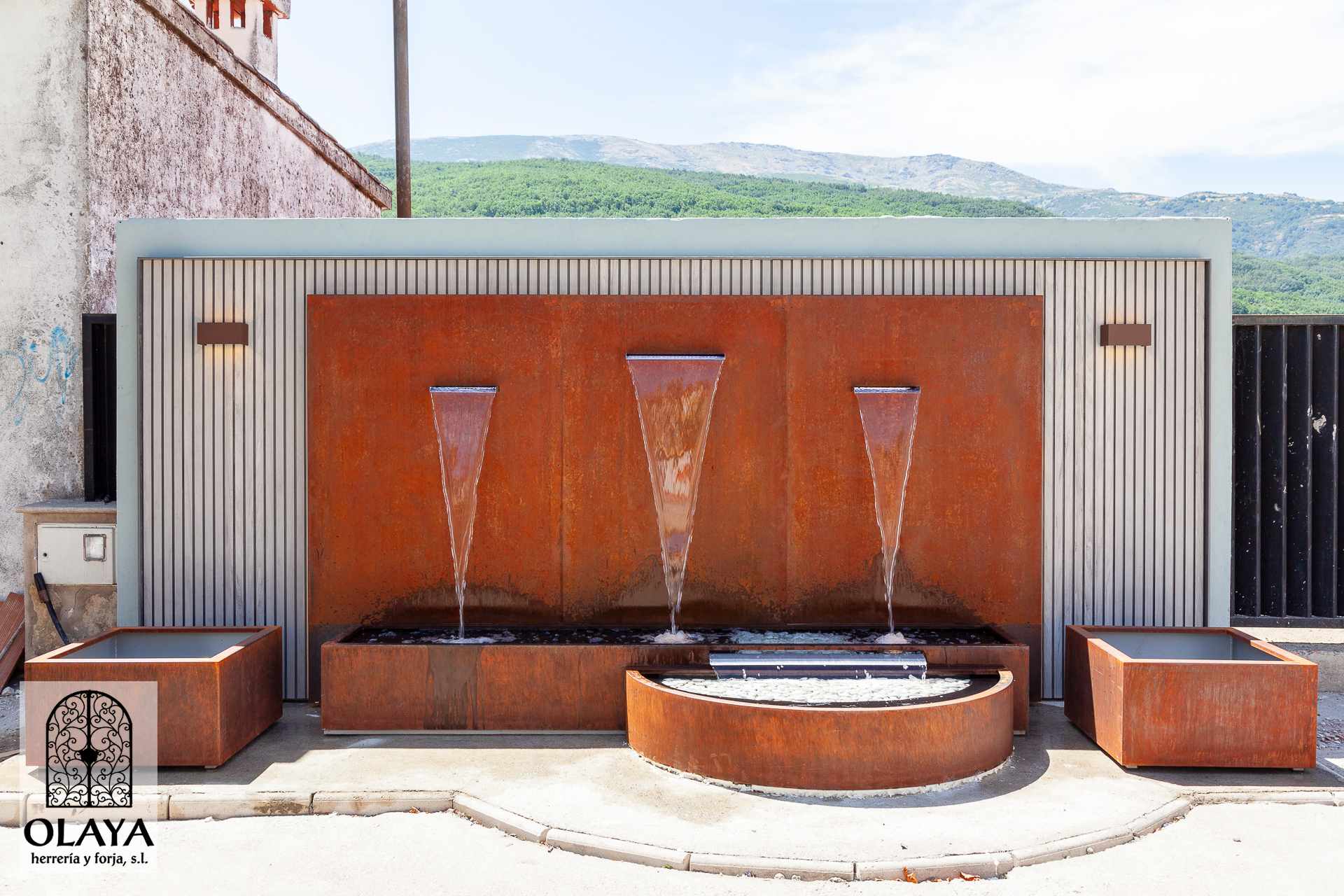 FUENTE DE ACERO CORTEN 30-15 OLAYAHERRERIAYFORJA.COM