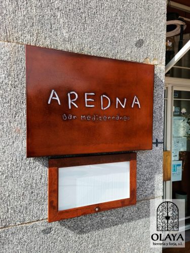 ROTULO-ACERO-CORTEN-103RO-01-LOSCAPRICHOSDEMARIA.COM 